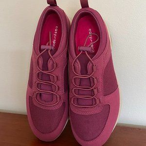 Easy Spirit Tosha Slip-on Sneaker Size 6 Wide